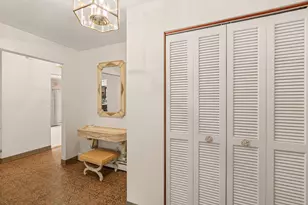 15400 Paxton Ave, South Holland, IL 60473 - Photo 5