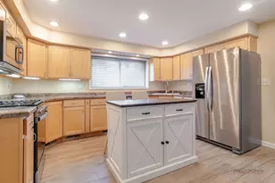 645 Marine Dr, Wauconda, IL 60084 - Photo 11