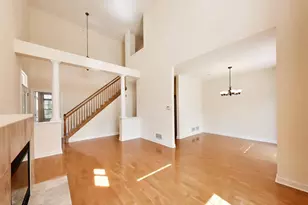 512 Callie Ct, Morton Grove, IL 60053 - Photo 3