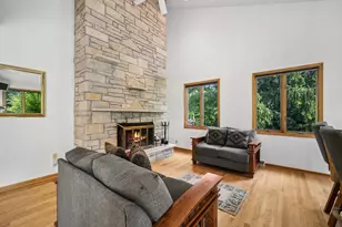40W923 Mulhern Rd, La Fox, IL 60119 - Photo 5