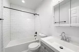 1910 Elim Ave, Zion, IL 60099 - Photo 11