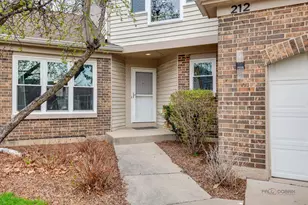 212 Willow Pkwy, Buffalo Grove, IL 60089 - Photo 1