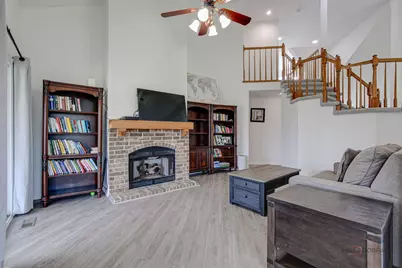 212 Willow Parkway, Buffalo Grove, IL 60089 - Photo 11