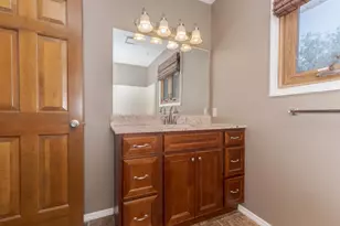34 Chiswick Cir, Bloomington, IL 61704 - Photo 33