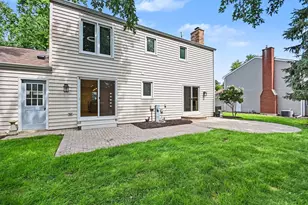 1120 Summit Hills Ln, Naperville, IL 60563 - Photo 21