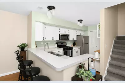 299 Ashbury Lane W #1526-2, Roselle, IL 60172 - Photo 9