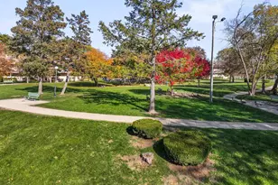 2310 Algonquin Rd, Rolling Meadows, IL 60008 - Photo 11