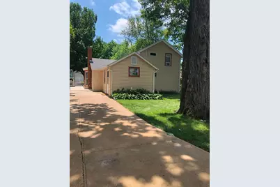 219 W 4th Street, Pecatonica, IL 61063 - Photo 3