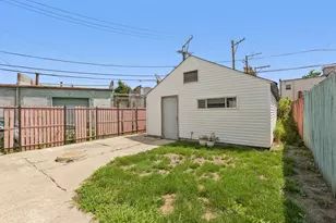 1539 N Kolin Ave, Chicago, IL 60651 - Photo 13
