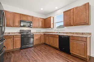 1911 Willoughby Ln, Joliet, IL 60431 - Photo 3