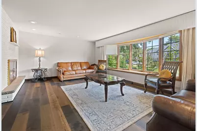 2250 White Oak Drive, Northbrook, IL 60062 - Photo 15