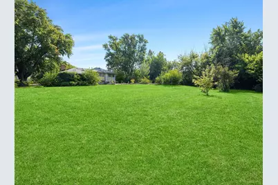 2250 White Oak Drive, Northbrook, IL 60062 - Photo 1