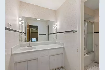 2250 White Oak Drive, Northbrook, IL 60062 - Photo 23