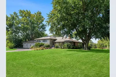2250 White Oak Drive, Northbrook, IL 60062 - Photo 5