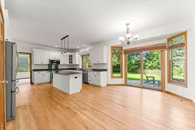 9 N Daniels Drive, Batavia, IL 60510 - Photo 15