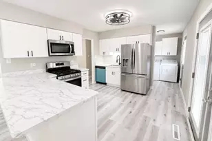 11 Bonds Dr, Bourbonnais, IL 60914 - Photo 7