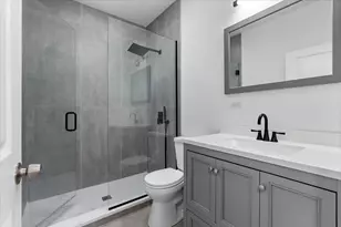538 N Trumbull Ave, Chicago, IL 60624 - Photo 11