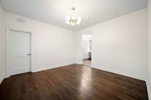 1338 W Hollywood Ave, Chicago, IL 60660 - Photo 7
