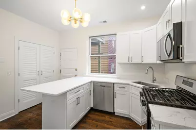 1338 W Hollywood Avenue #3, Chicago, IL 60660 - Photo 3