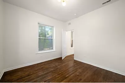 1338 W Hollywood Avenue #3, Chicago, IL 60660 - Photo 13
