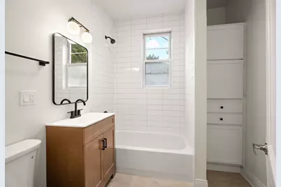 1338 W Hollywood Avenue #3, Chicago, IL 60660 - Photo 11