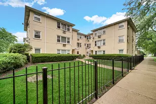 5700 W Montrose Ave, Chicago, IL 60634 - Photo 1