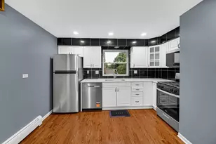 5700 W Montrose Ave, Chicago, IL 60634 - Photo 11