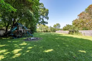 37696 N North Ave, Beach Park, IL 60087 - Photo 33