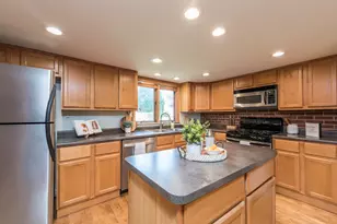 37696 N North Ave, Beach Park, IL 60087 - Photo 11