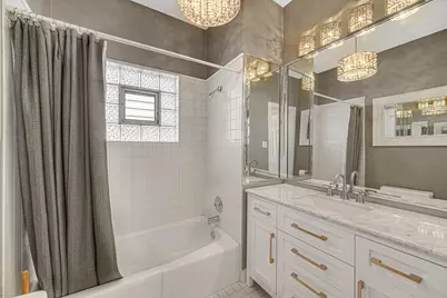 1211 N 11th Avenue, Melrose Park, IL 60160 - Photo 17
