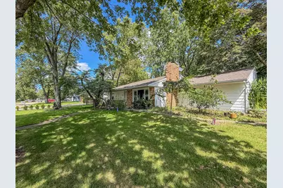 910 Maplepark Drive, Champaign, IL 61821 - Photo 1