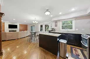 743 Dunham Ln, Bolingbrook, IL 60440 - Photo 9