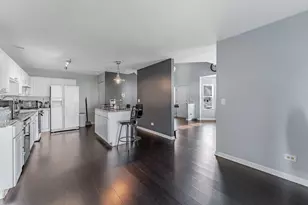 514 Springwood Dr, Joliet, IL 60431 - Photo 9