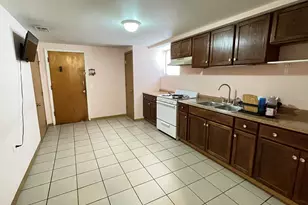 3653 W 71st St, Chicago, IL 60629 - Photo 11