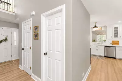 1537 Laurel Oaks Drive, Streamwood, IL 60107 - Photo 27