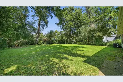 340 Indianwood Boulevard, Park Forest, IL 60466 - Photo 15