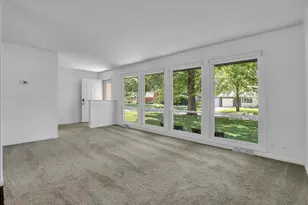 1912 Clover Ln, Champaign, IL 61821 - Photo 9