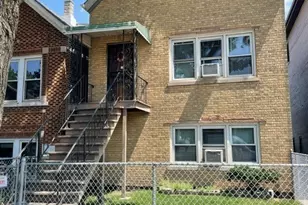 3249 S Racine Ave, Chicago, IL 60608 - Photo 3