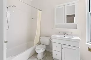 1710 W Erie St, Chicago, IL 60622 - Photo 13
