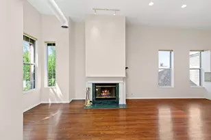 1710 W Erie St, Chicago, IL 60622 - Photo 3