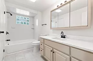 5184 Deerpath Rd, Oak Forest, IL 60452 - Photo 17