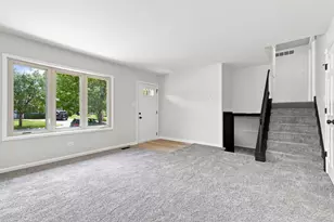 5184 Deerpath Rd, Oak Forest, IL 60452 - Photo 3