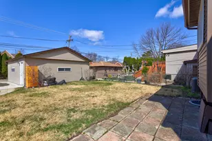 1644 N 73rd Ct, Elmwood Park, IL 60707 - Photo 37