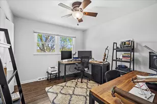 1230 Greenwood Ct, Deerfield, IL 60015 - Photo 17