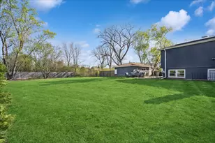 1230 Greenwood Ct, Deerfield, IL 60015 - Photo 5