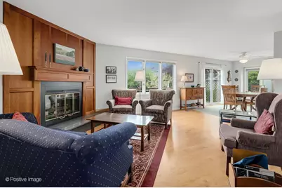 517 Renn Court, Wheaton, IL 60187 - Photo 3