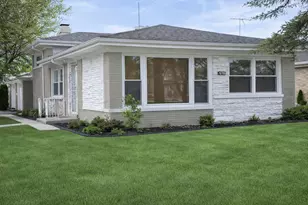 1396 Buffalo Ave, Calumet City, IL 60409 - Photo 1