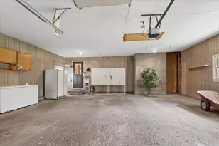 209 Alfred Dr, Sycamore, IL 60178 - Photo 25