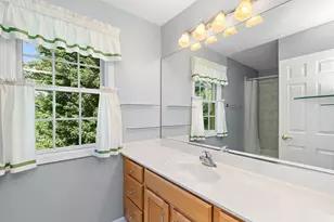 1204 Lorden Ct, Cary, IL 60013 - Photo 33