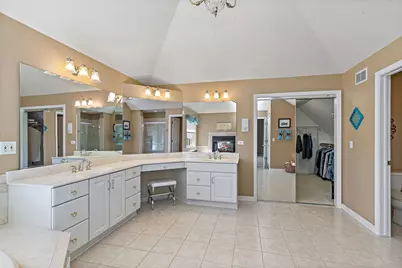 1204 Lorden Court, Cary, IL 60013 - Photo 29